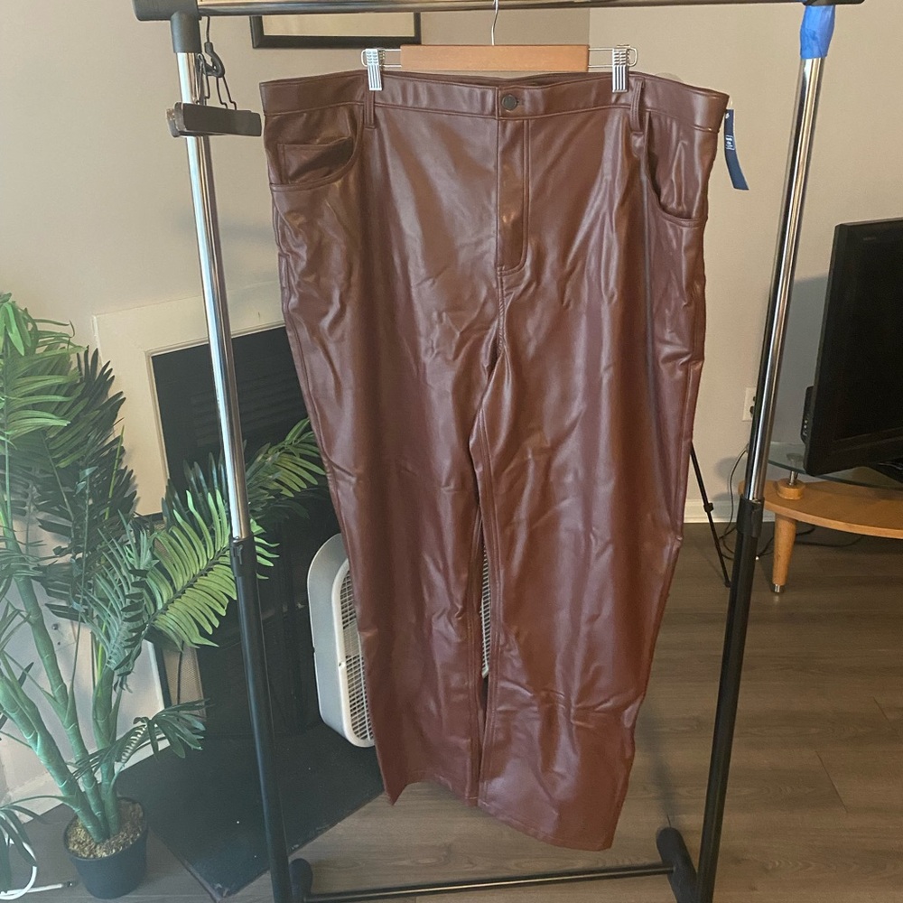 Women’s Brown Leather Abercrombie and Fitch plus sizes leather pants